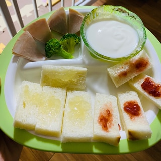 幼児食　ワンプレート朝食